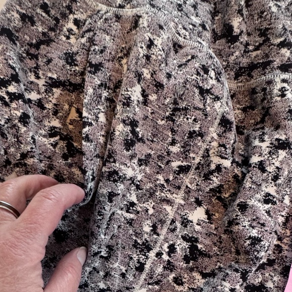 Athleta Printed Jogger Pants Women’s 2X Gray Black High Rise Stretch - Picture 6 of 11